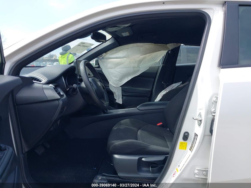 2019 Toyota C-Hr Le VIN: JTNKHMBX9K1020307 Lot: 39069140