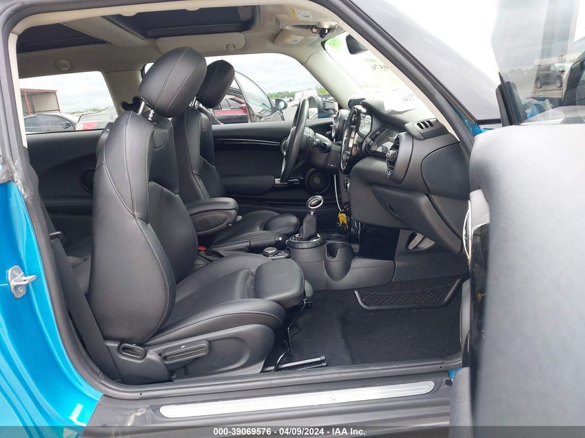 2016 Mini Hardtop Cooper S VIN: WMWXP7C52G2A42999 Lot: 39069576