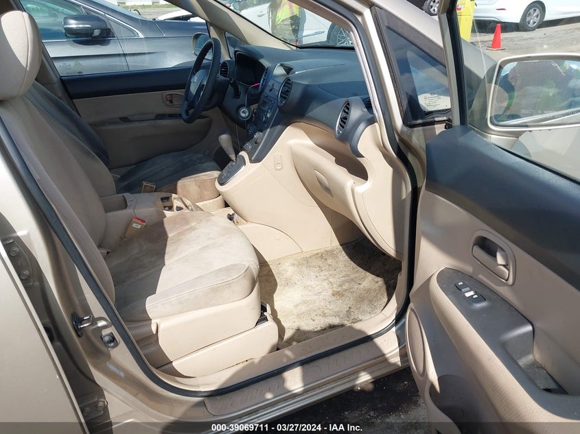 2007 Kia Rondo Lx VIN: KNAFG525477050197 Lot: 39069711