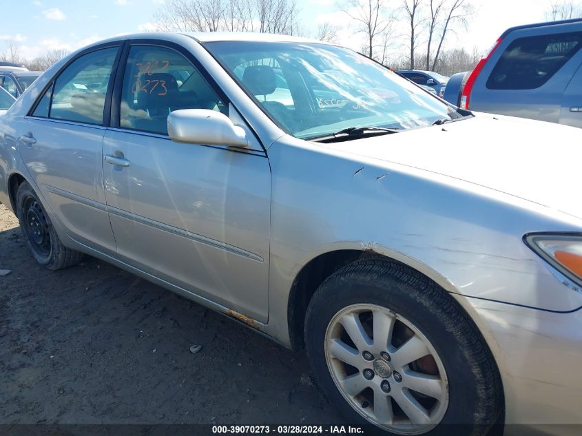 2004 Toyota Camry Xle V6 VIN: 4T1BF30K34U581840 Lot: 39070273