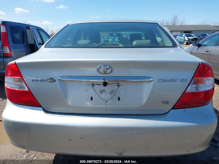 2004 Toyota Camry Xle V6 VIN: 4T1BF30K34U581840 Lot: 39070273