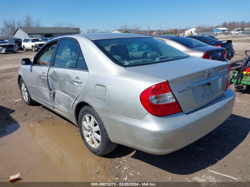 2004 Toyota Camry Xle V6 VIN: 4T1BF30K34U581840 Lot: 39070273