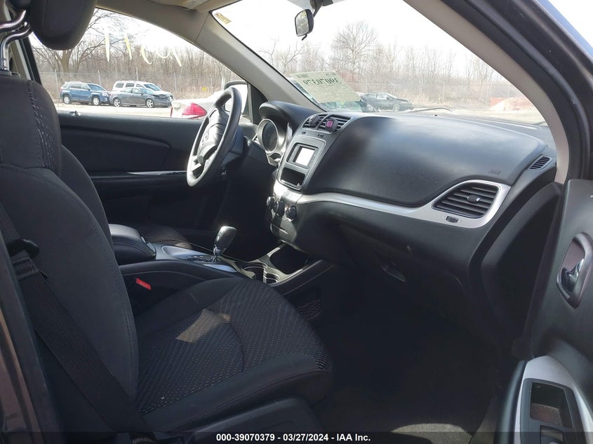 VIN 3C4PDCAB6JT275364 2018 DODGE JOURNEY SE