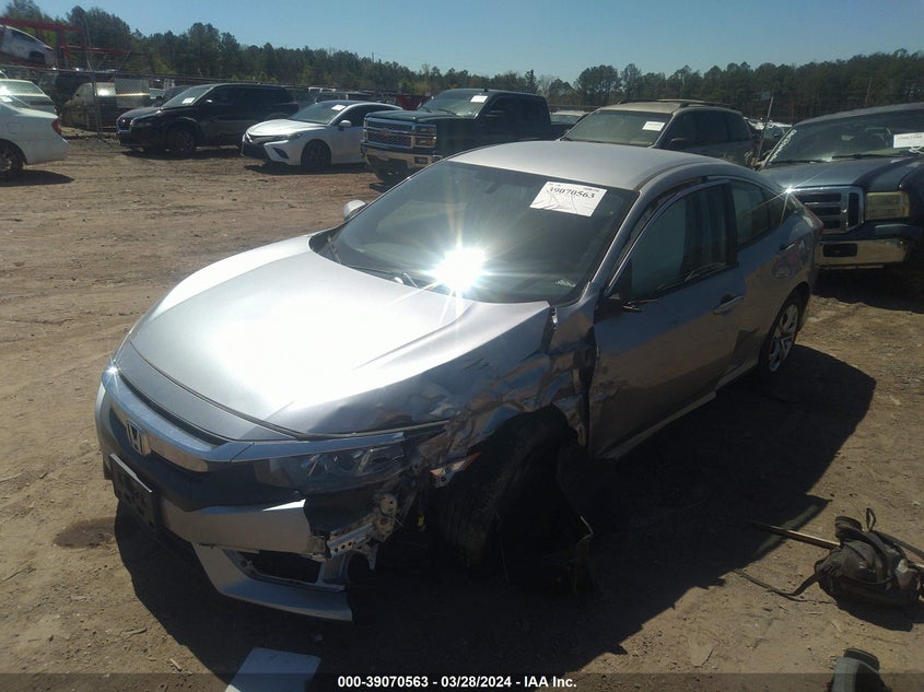 VIN 19XFC2F55HE047060 2017 HONDA CIVIC LX