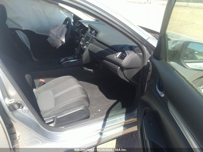 VIN 19XFC2F55HE047060 2017 HONDA CIVIC LX