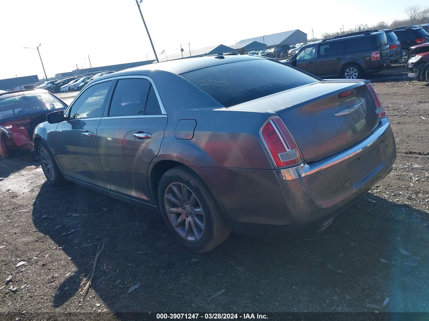 2011 Chrysler 300C VIN: 2C3CA6CT2BH579692 Lot: 39071247