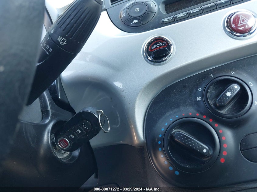 2013 FIAT 500 SPORT - 1Z43RW87039039044