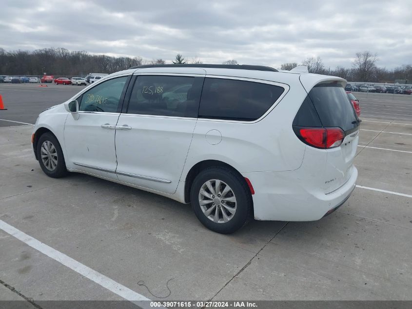 2017 Chrysler Pacifica Touring-L VIN: 2C4RC1BG1HR532602 Lot: 39071615