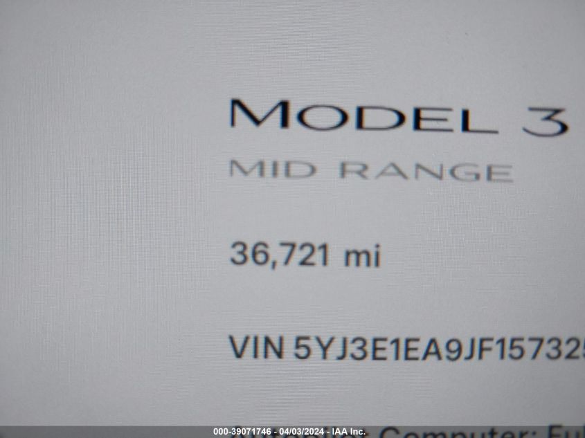 5YJ3E1EA9JF157325 2018 Tesla Model 3 Long Range/Mid Range