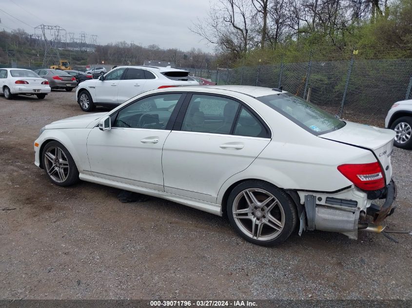 2012 Mercedes-Benz C 300 Luxury 4Matic/Sport 4Matic VIN: WDDGF8BB3CF873002 Lot: 39071796