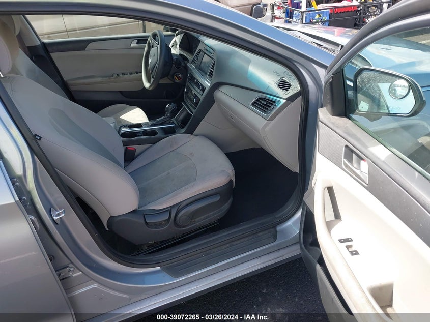 2016 HYUNDAI SONATA SE - 5NPE24AF4GH340002