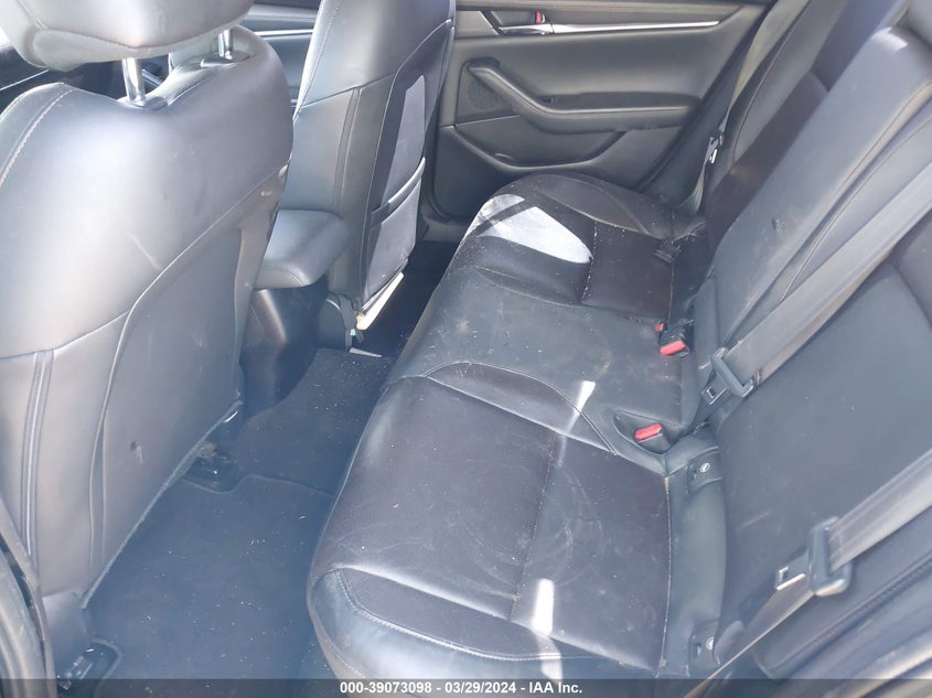VIN 3MZBPAEM1KM100675 2019 MAZDA MAZDA3 PREMIUM