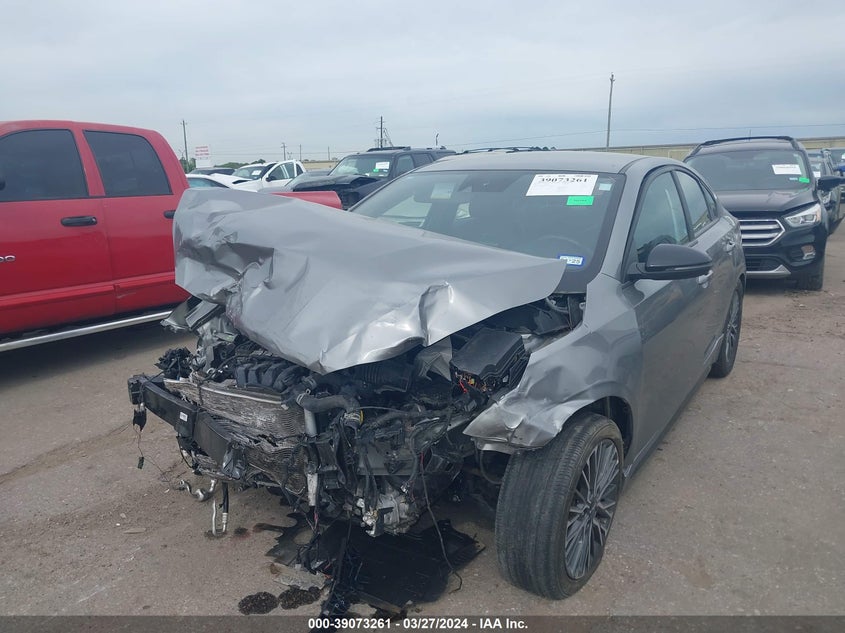 VIN 3KPF54AD4NE435932 2022 KIA FORTE GT-LINE