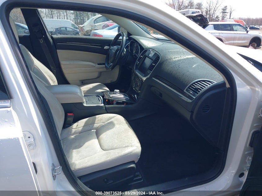 2015 CHRYSLER 300 LIMITED - 2C3CCAAG5FH802090