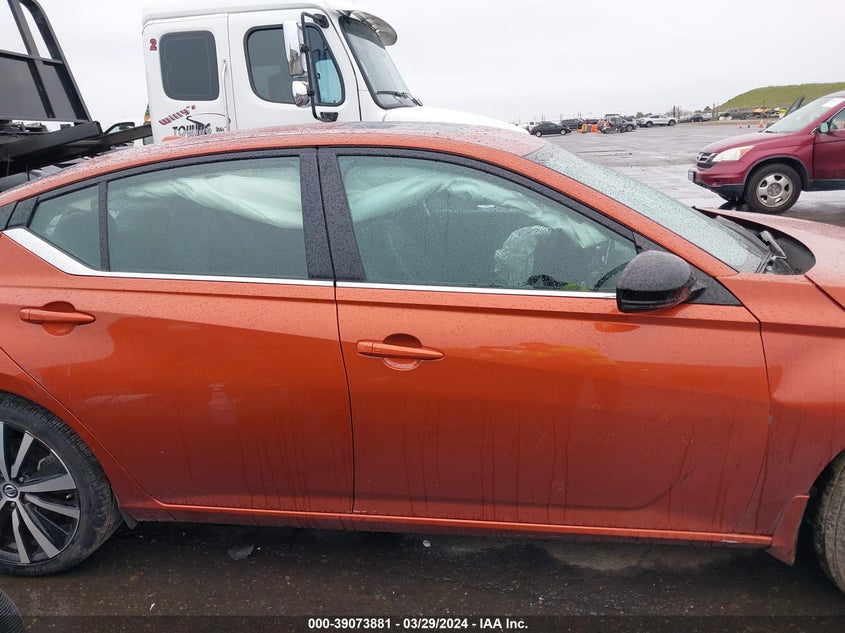 VIN 1N4BL4CW4MN355694 2021 NISSAN ALTIMA SR INTELLIGENT AWD