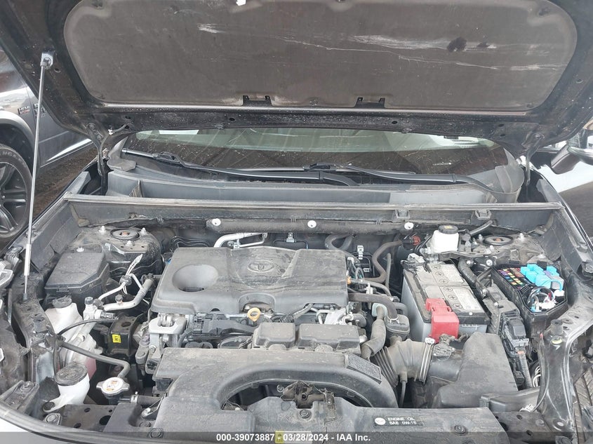 VIN 2T3P1RFV7MW158680 2021 TOYOTA RAV4 XLE