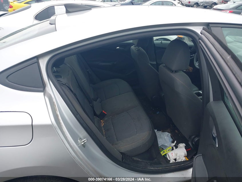 VIN 1G1BC5SM2K7125579 2019 CHEVROLET CRUZE LS