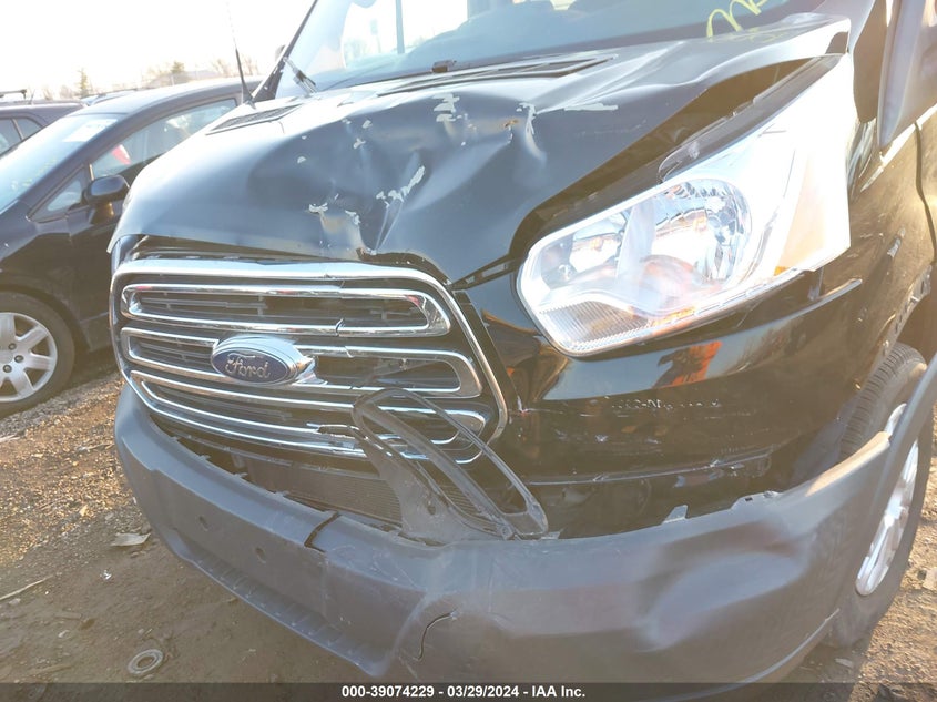 VIN 1FBZX2CG2JKB34462 2018 FORD TRANSIT-350 XLT
