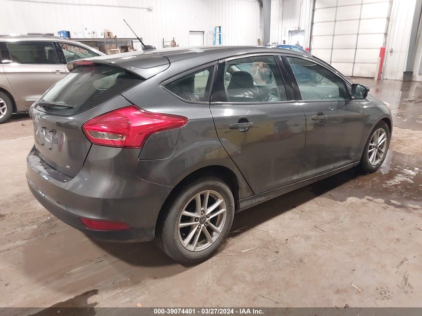 VIN 1FADP3K22HL314231 2017 FORD FOCUS SE
