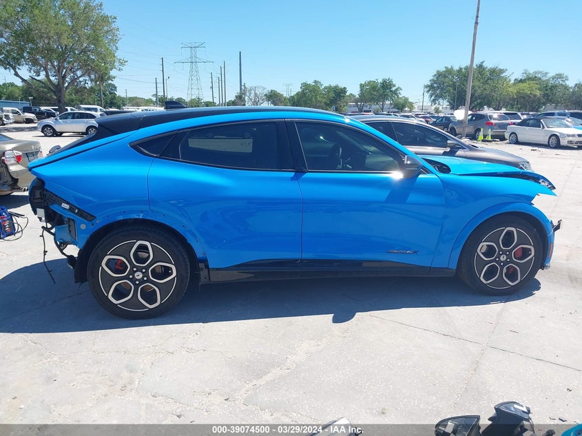 VIN 3FMTK4SE1PMA89457 2023 FORD MUSTANG MACH-E GT