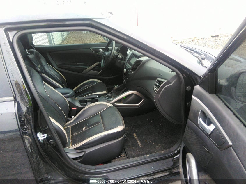 2013 Hyundai Veloster Turbo W/Black VIN: KMHTC6AE2DU149750 Lot: 39074768
