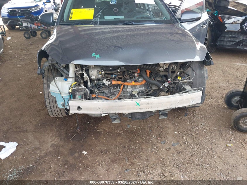 VIN KMHC65LC5LU205594 2020 HYUNDAI IONIQ HYBRID BLUE
