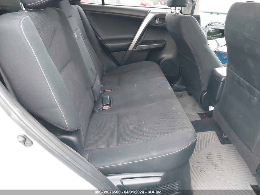 2016 TOYOTA RAV4 HYBRID XLE - JTMRJREV6GD024934