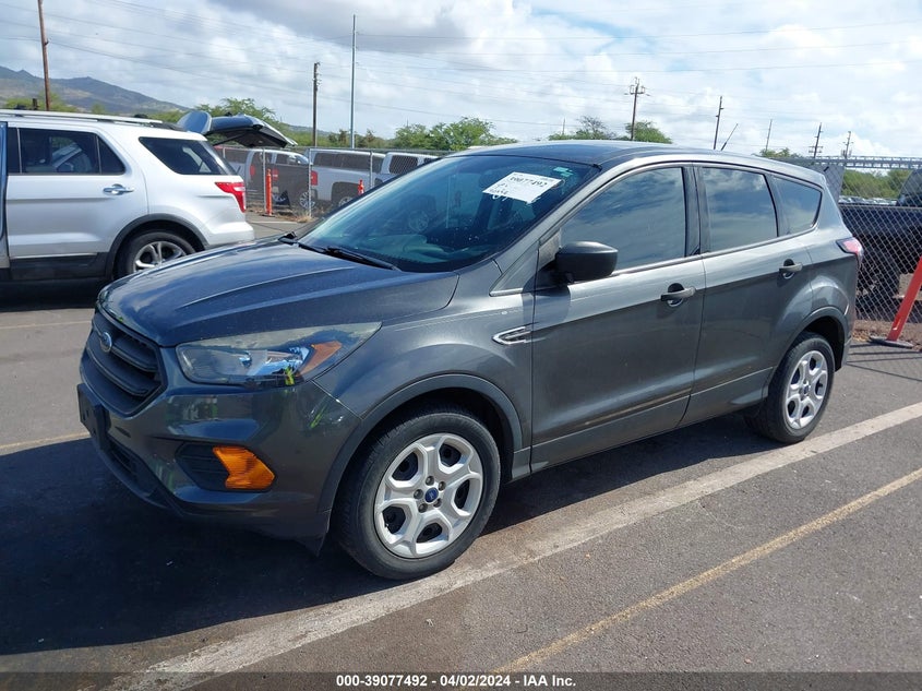 VIN 1FMCU0F71JUC59222 2018 FORD ESCAPE S