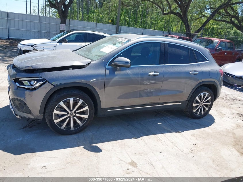 2023 MERCEDES-BENZ GLA 250 - W1N4N4GB8PJ428798