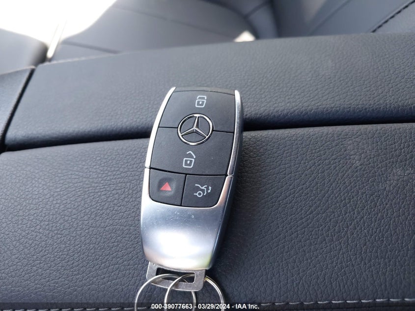 2023 MERCEDES-BENZ GLA 250 - W1N4N4GB8PJ428798