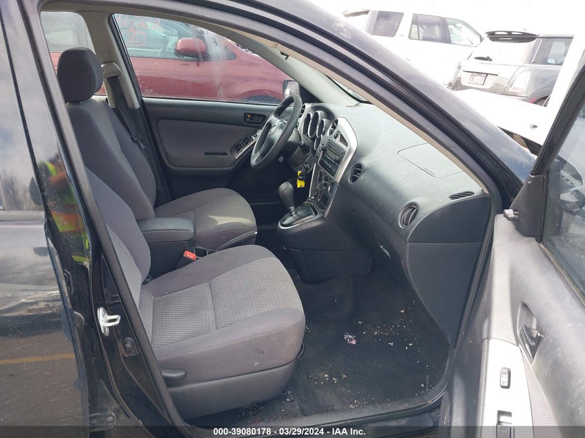 2006 Toyota Matrix VIN: 2T1KR32EX6C560051 Lot: 39080178