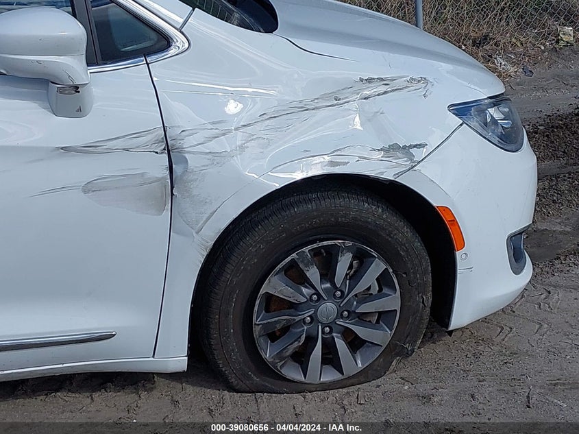 2020 CHRYSLER PACIFICA TOURING L PLUS - 2C4RC1EG5LR281345