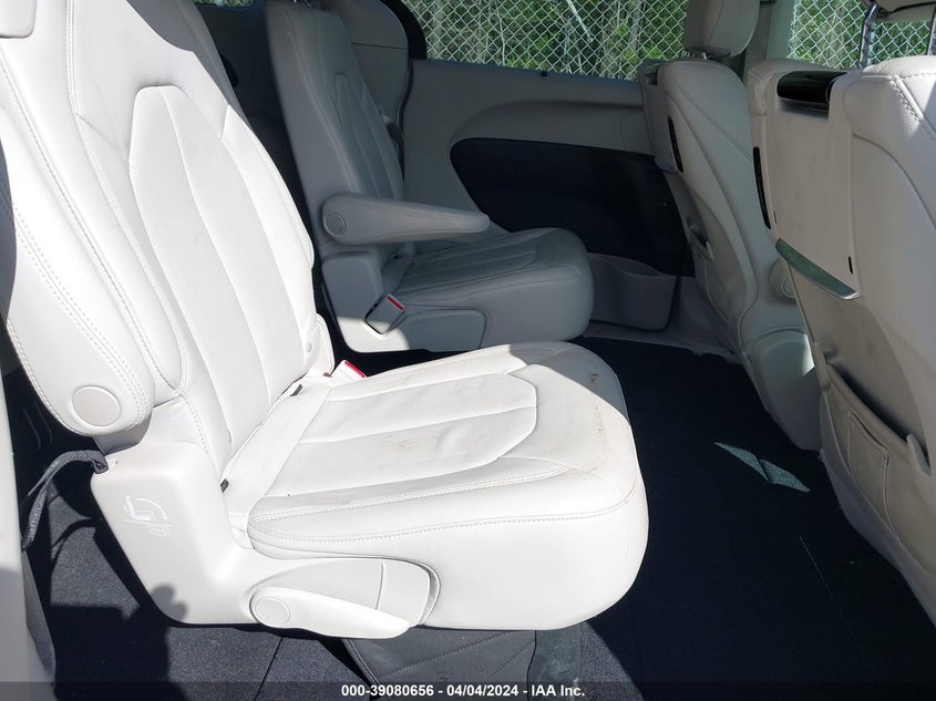 2020 CHRYSLER PACIFICA TOURING L PLUS - 2C4RC1EG5LR281345