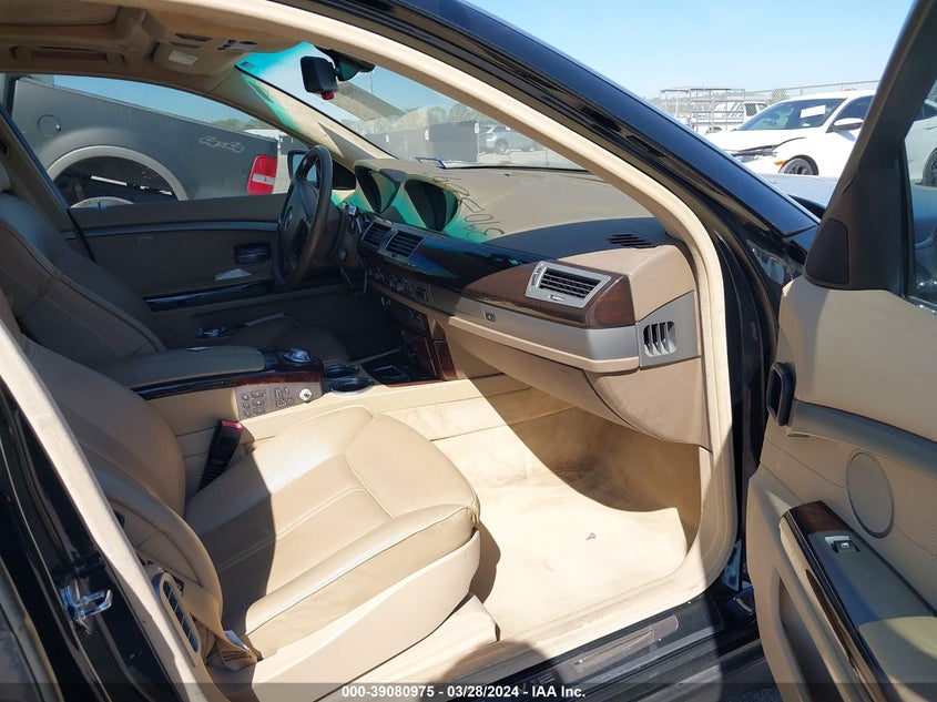 2003 BMW 760Li VIN: WBAGN83413DK10744 Lot: 39080975