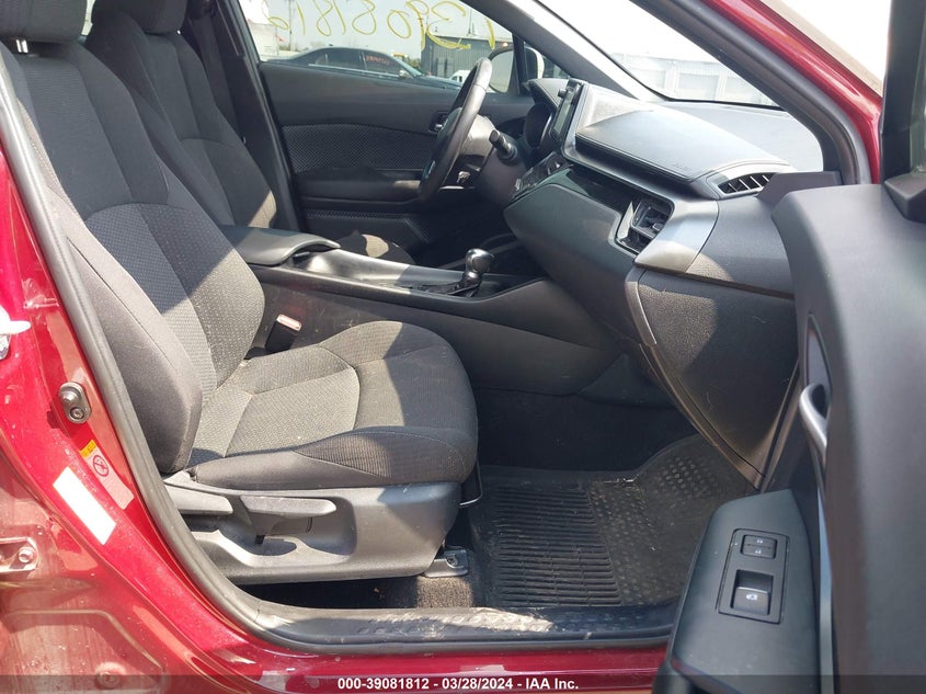 2018 Toyota C-Hr Xle Premium VIN: NMTKHMBX9JR052954 Lot: 39081812