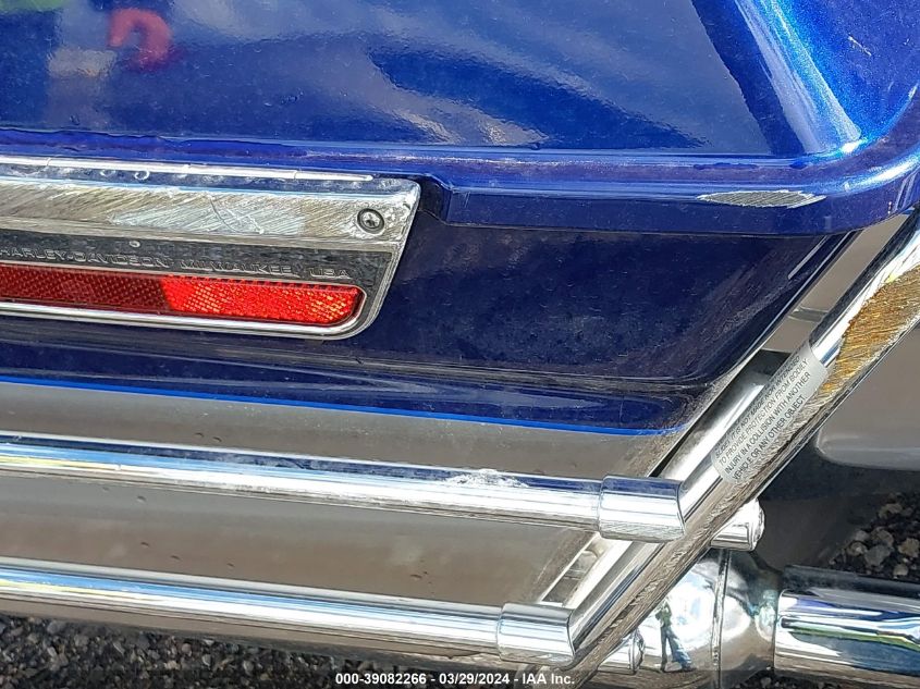 5HD1FC4177Y624338 2007 Harley-Davidson Flhtcui