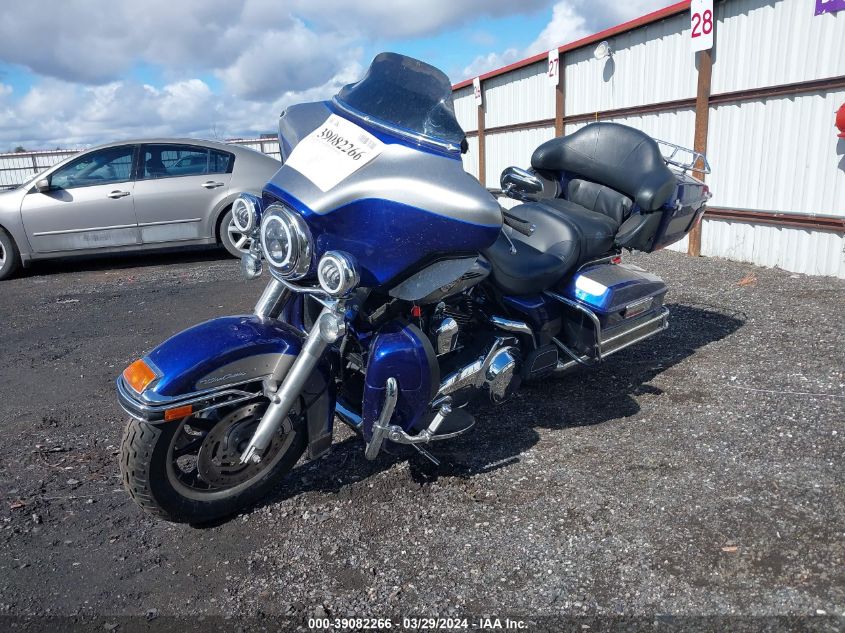 5HD1FC4177Y624338 2007 Harley-Davidson Flhtcui