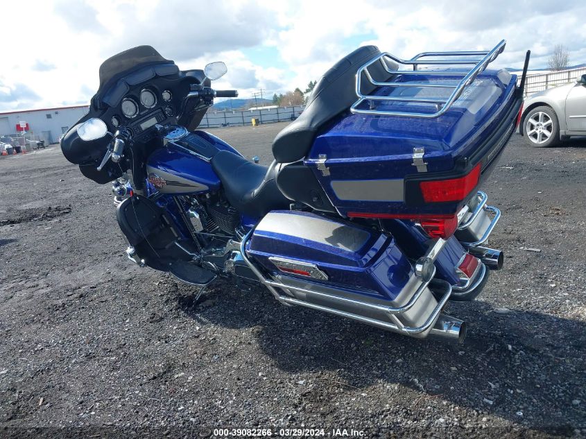 5HD1FC4177Y624338 2007 Harley-Davidson Flhtcui