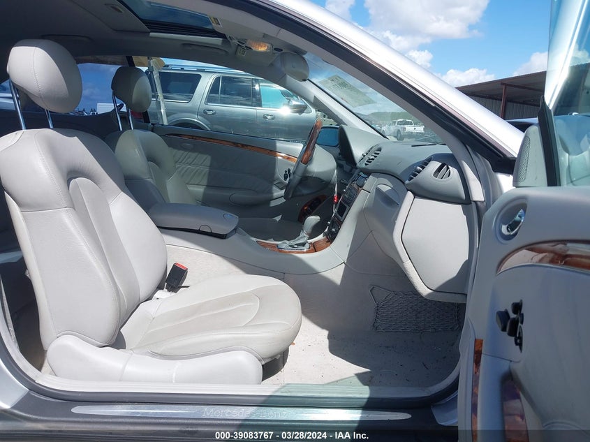 2004 Mercedes-Benz Clk 320 VIN: WDBTJ65J04F086295 Lot: 39083767