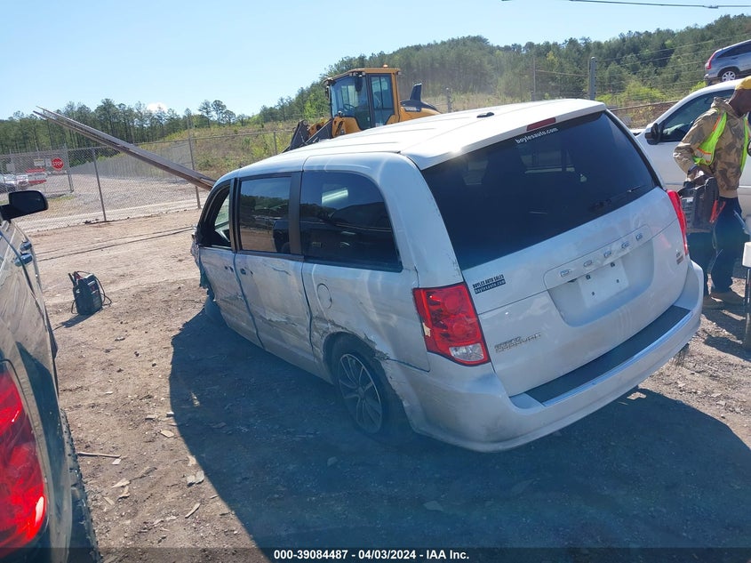 VIN 2C4RDGEG7JR238039 2018 DODGE GRAND CARAVAN GT
