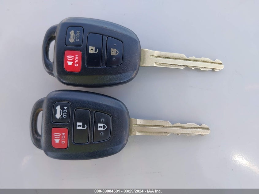 2016 TOYOTA COROLLA LE - 5YFBURHE2GP438164