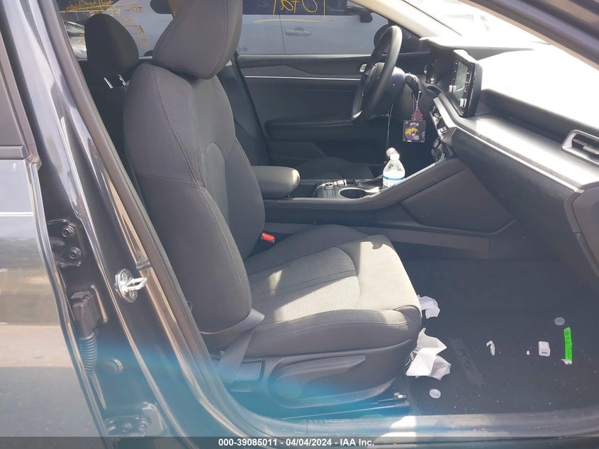 2023 KIA K5 LXS - 5XXG14J26PG175090