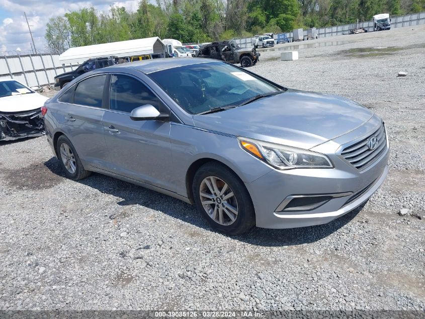 5NPE24AFXHH493307 2017 HYUNDAI SONATA - Image 1