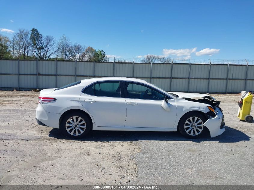 2018 Toyota Camry Le VIN: 4T1B11HK0JU644234 Lot: 39085161