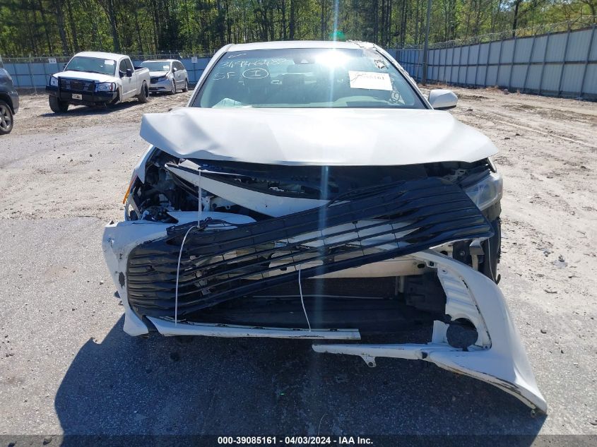 4T1B11HK0JU644234 2018 Toyota Camry Le