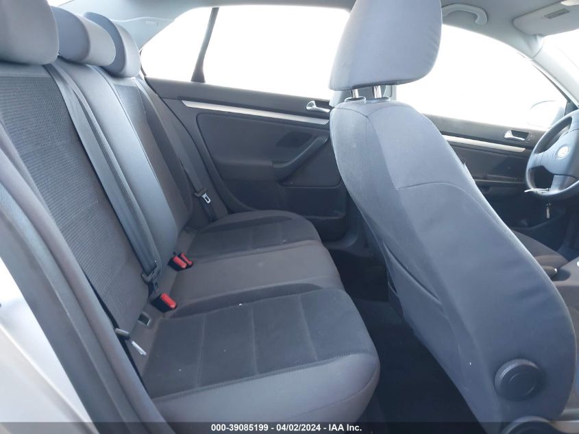 2012 VOLKSWAGEN JETTA VIN: 3VWJZ71K29M067886