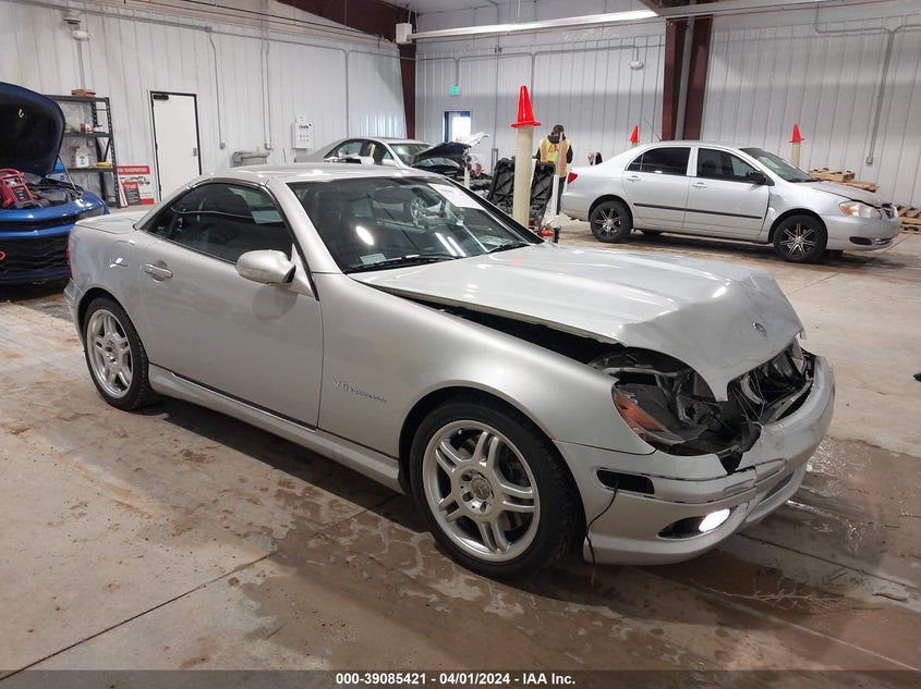 2002 Mercedes-Benz Slk 32 Amg VIN: WDBKK66F52F253752 Lot: 39085421