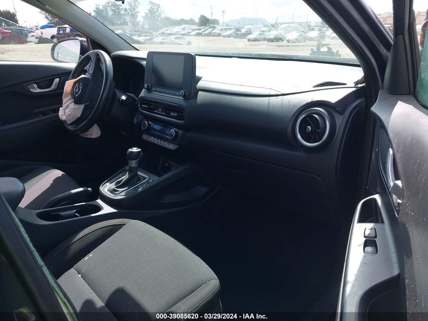 VIN KM8K32AB5NU899249 2022 HYUNDAI KONA SEL