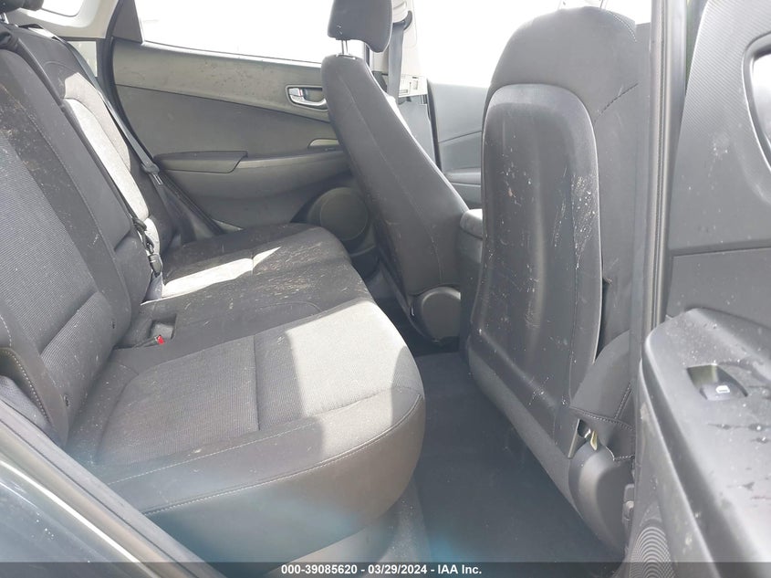 VIN KM8K32AB5NU899249 2022 HYUNDAI KONA SEL