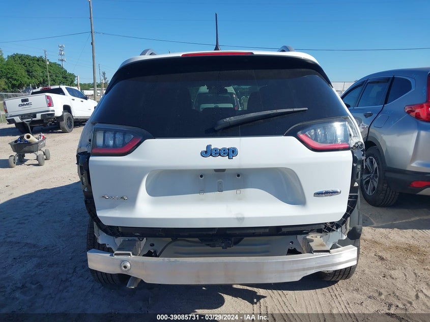 VIN 1C4PJMLB3KD185527 2019 JEEP CHEROKEE LATITUDE PLUS 4X4